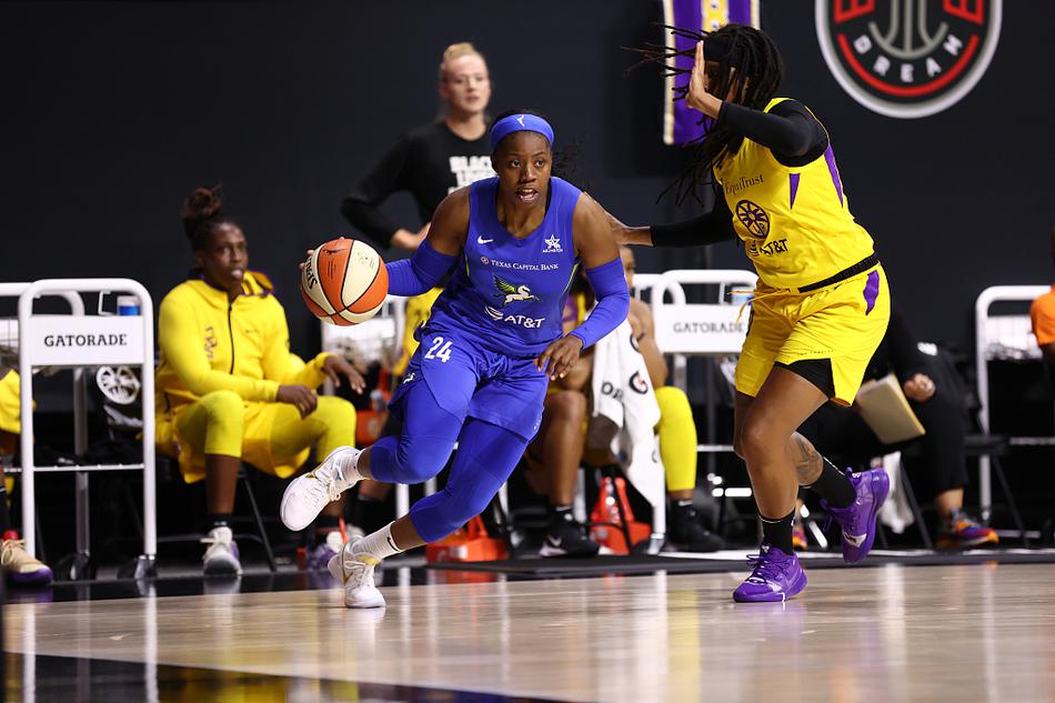 下午16點(diǎn)，CCTV5直播！中國(guó)男籃對(duì)決印度，穩(wěn)贏10分，首發(fā)無懸念