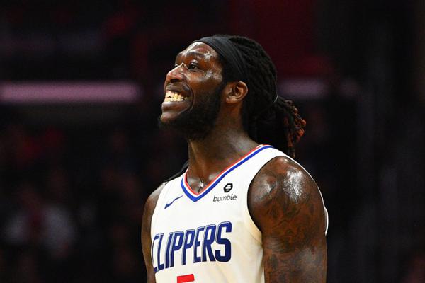 8月9日到底誰哭誰笑 申花主場(chǎng)保持不敗 海港客場(chǎng)比賽也是保持不敗