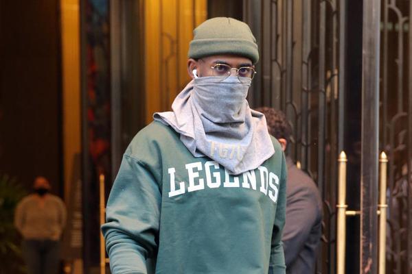 中國(guó)男籃奪開門紅！卻暴露3大短板，郭士強(qiáng)棄用王俊杰，或輸印度