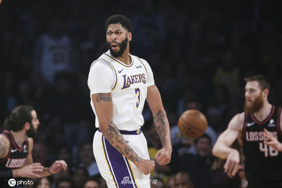 31分狂勝！中國(guó)男籃瘋狂一戰(zhàn)：胡明軒飆5三分，王俊杰高效5中5