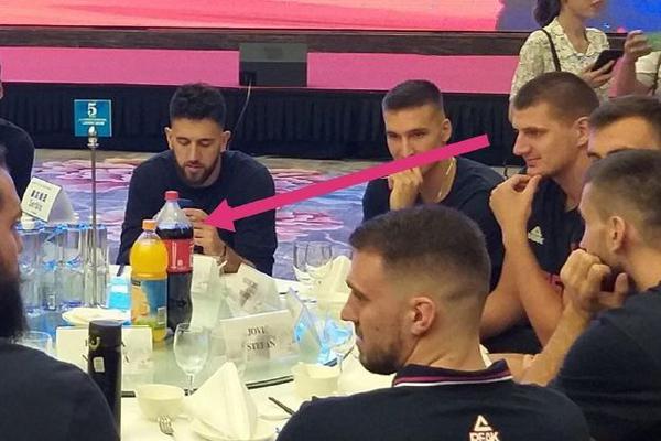 U20女足夢(mèng)幻開局！盧家玉10分鐘破門，停球鏟射建功，前國(guó)腳點(diǎn)贊