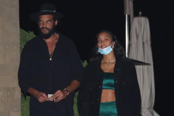 裁判評(píng)議：王大雷紅牌判罰正確，申花獲點(diǎn)判罰正確，河南應(yīng)獲點(diǎn)球