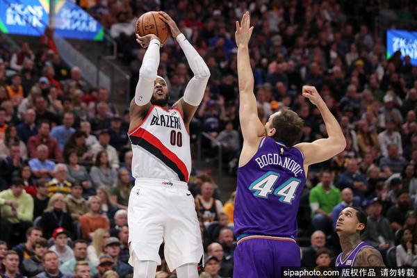 王俊杰首發(fā)亮相命中率百分百，中國(guó)男籃31分大勝印度男籃