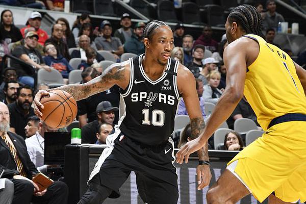 曝徐昕有意離開廣東男籃，和杜鋒矛盾是主要原因，已聯(lián)系浙江男籃