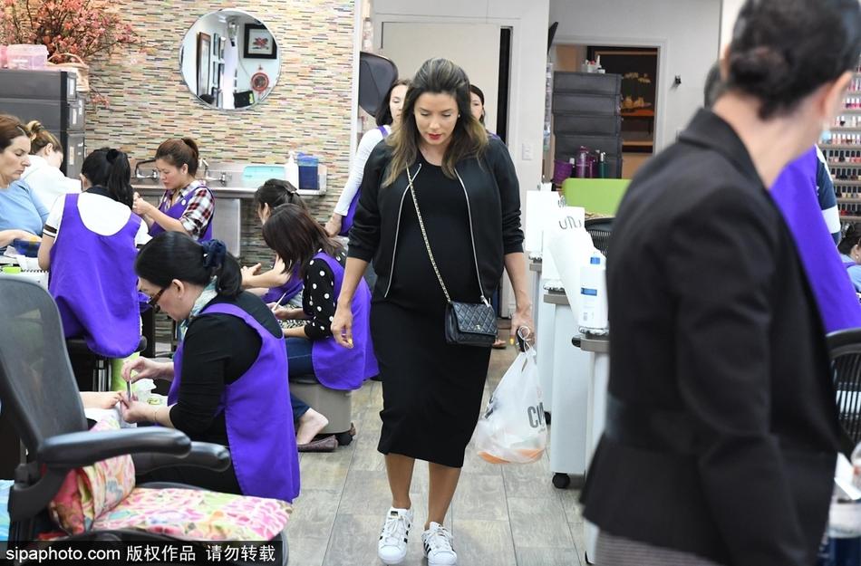 擠走徐昕？廣東隊(duì)或迎來“空間型中鋒”，這才是杜鋒想要的五號(hào)位