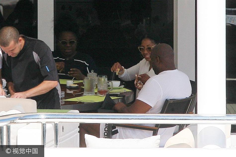 遼寧男籃送兩小將出國(guó)打球，張峻豪黃秋實(shí)將征戰(zhàn)西班牙U22聯(lián)賽