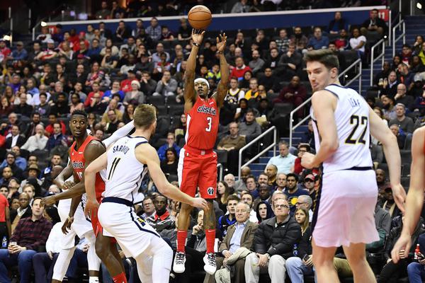 狂勝！中國(guó)男籃2連勝?zèng)_上第一，三大功臣出爐，郭士強(qiáng)一舉動(dòng)亮了