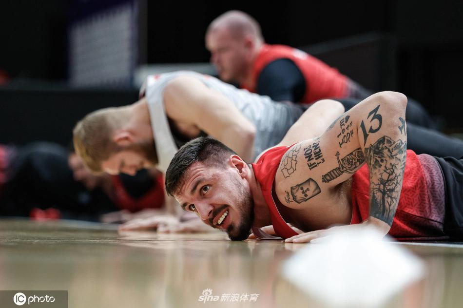 五輪五球，多米尼克來晚了！大連鯤城直逼聯(lián)賽前三！