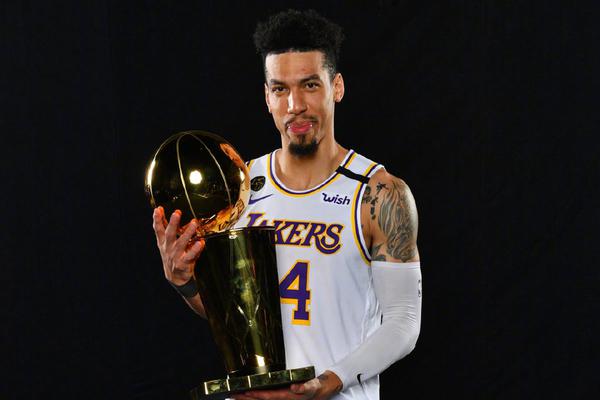 中超豪門供貨商！除申花阿蘇埃外！ 第19輪莫雷拉供貨都進(jìn)球了