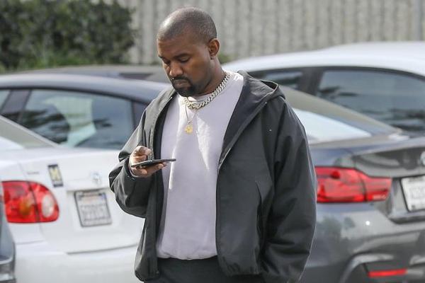 U20女足夢(mèng)幻開局！盧家玉10分鐘破門，停球鏟射建功，前國(guó)腳點(diǎn)贊