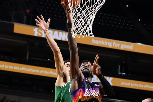 終身禁足球員成隊(duì)長(zhǎng)！孫準(zhǔn)浩戴隊(duì)長(zhǎng)袖標(biāo)引眾怒，球迷集體倒戈