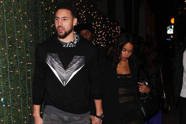 男籃亞洲杯：中國(guó)隊(duì)排名第2，澳大利亞奪冠幾率大，日本緊隨其后