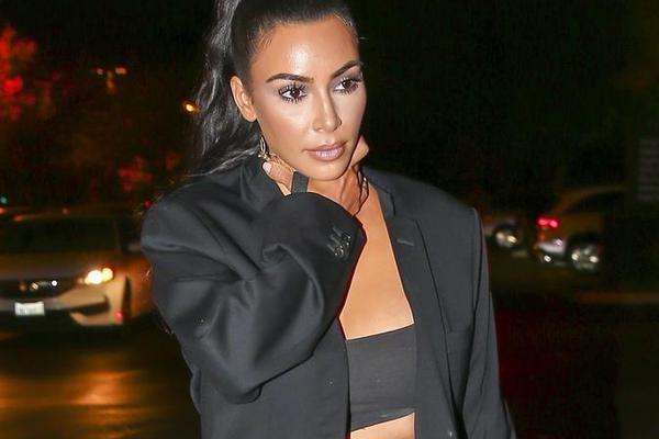 三分球搶眼 亞洲杯賽中國(guó)男籃大勝印度